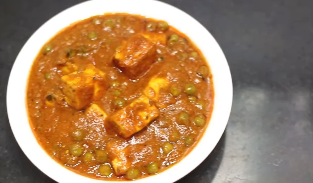 matar paneer