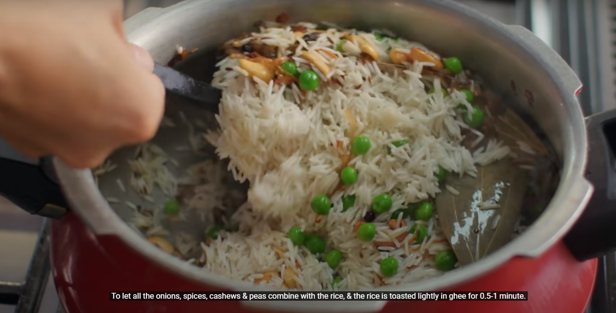 Matar Paneer Pulao Recipe कुकर में बनाओ मटर पनीर पुलाओ हर एक step इमेज के साथ 8 Matar Paneer Pulao Recipe