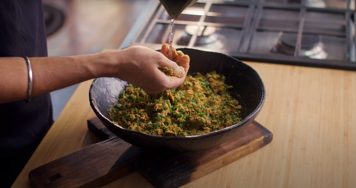 Methi Thepla Recipe In Hindi | राजस्थानी स्टाइल में हर एक step व इमेज के साथ 6 Methi Thepla Recipe